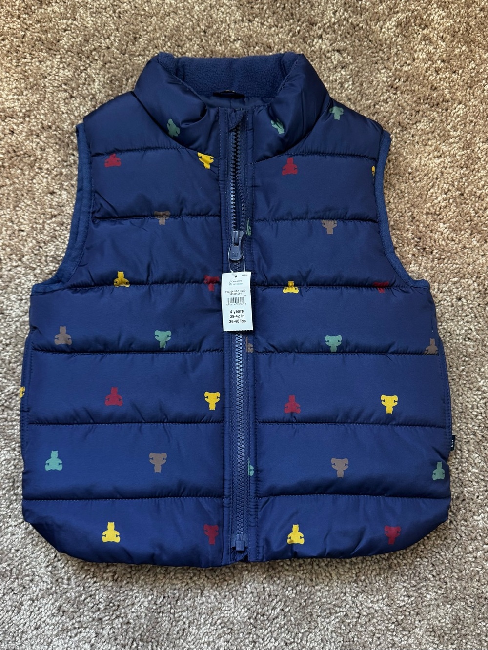Gap Kids Puffer Insulated Vest - Navy with Multicolor Bears. NWT. 4T.